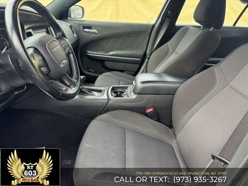 Used 2022 Dodge Charger SXT image 14
