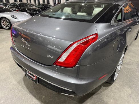 Used 2019 Jaguar XJ L Portfolio image 44