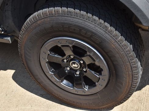 Used 2022 Ford Bronco Badlands AWD/4WD image 10