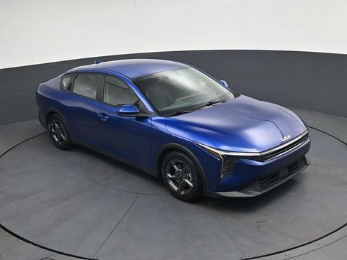 Used 2025 Kia K4 FWD image 23