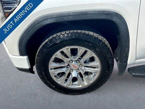 Used 2023 GMC Sierra 1500 Denali w/ Technology Package image 10