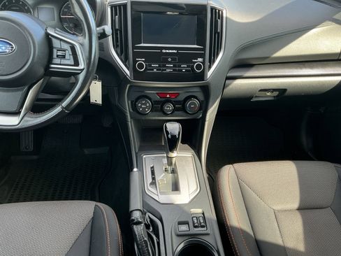Used 2018 Subaru Crosstrek 2.0i Premium w/ Moonroof Package image 11