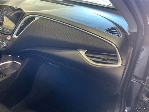 Used 2025 Chevrolet Malibu LT image 23