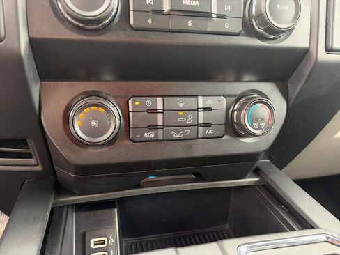 Used 2020 Ford F150 XL w/ Equipment Group 101A Mid AWD/4WD image 41