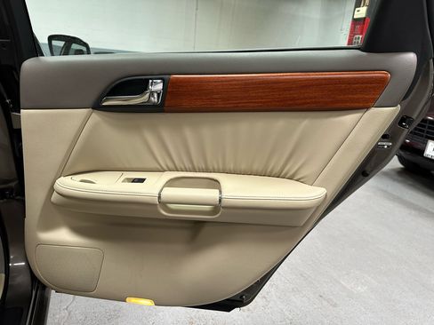 Used 2007 INFINITI M35 x w/ Technology Pkg image 10