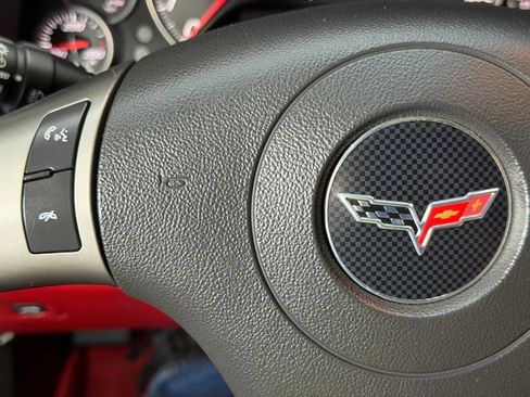 Used 2009 Chevrolet Corvette Convertible w/ Preferred Equipment Group RWD image 27