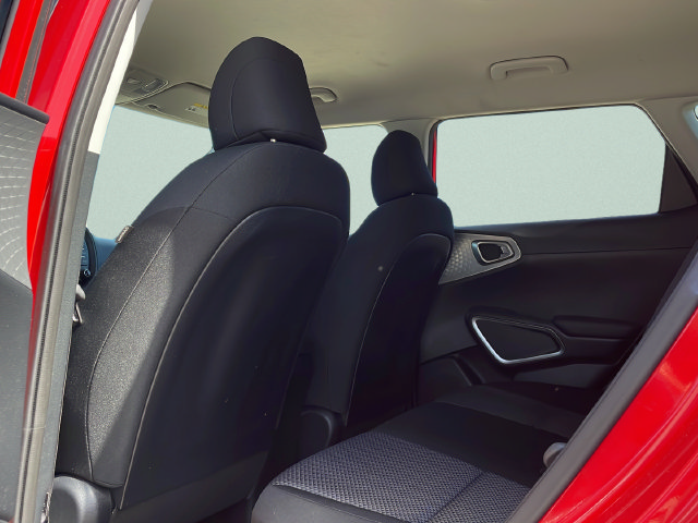 Used 2022 Kia Soul LX FWD image 16