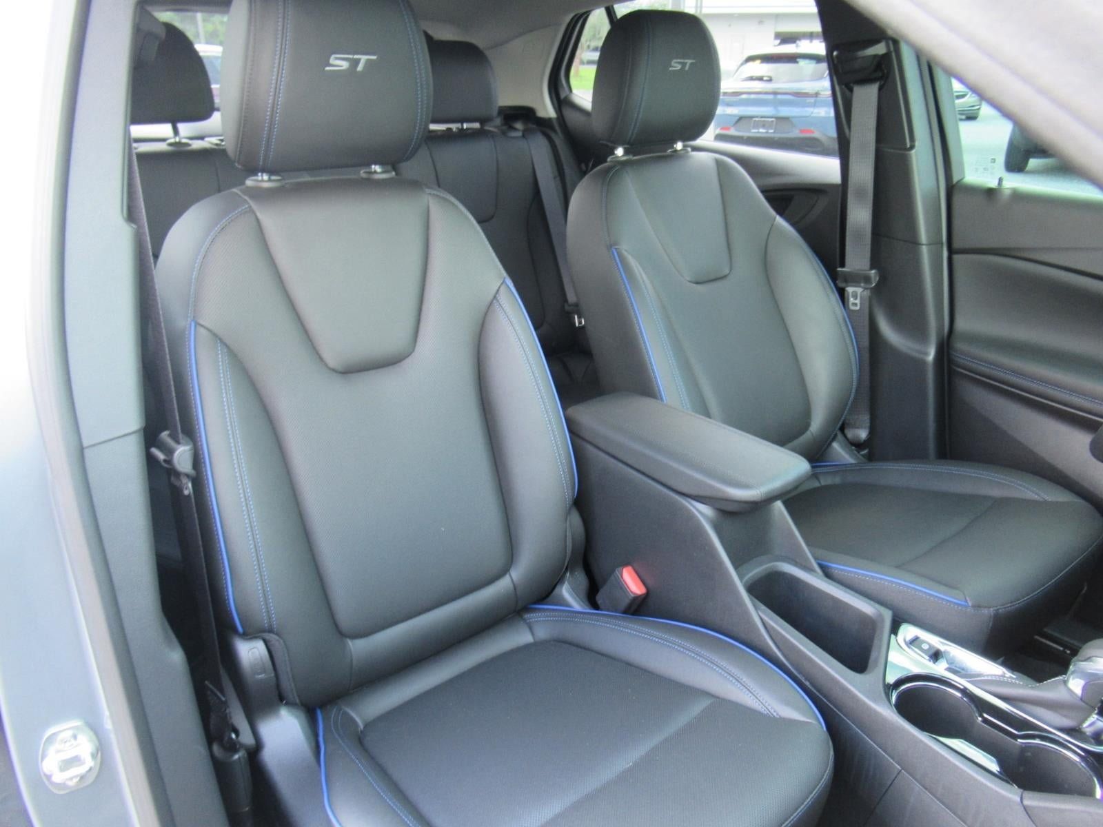 Used 2026 Buick Encore GX Sport Touring w/ Comfort Package FWD image 9