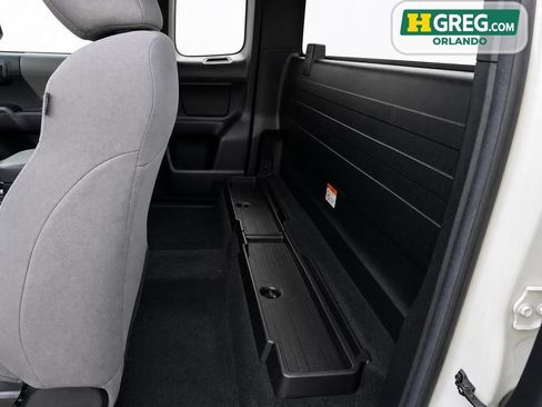 Used 2023 Toyota Tacoma SR RWD image 18