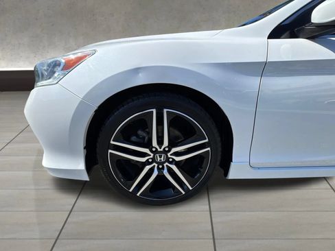 Used 2017 Honda Accord Sport image 61