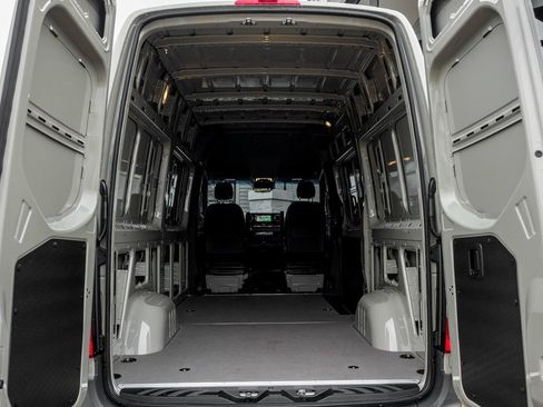 New 2026 Mercedes-Benz Sprinter 144 Cargo image 10