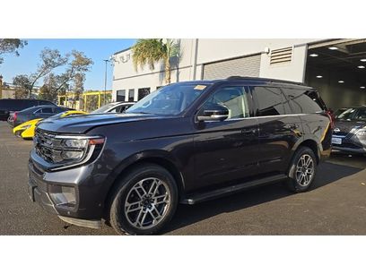 Used 2025 Ford Expedition Active