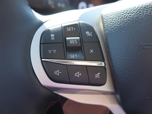 New 2026 Ford Explorer Active image 17