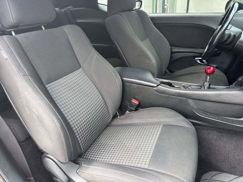 Used 2016 Dodge Challenger R/T w/ Blacktop Package RWD image 11