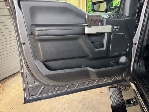 Used 2021 Ford F250 Lariat AWD/4WD image 16