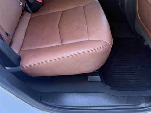 Certified 2024 Cadillac XT5 Premium Luxury AWD/4WD image 22