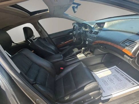 Used 2011 Honda Accord EX-L image 16