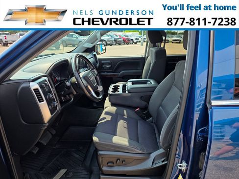 Used 2018 GMC Sierra 1500 SLE w/ SLE Value Package AWD/4WD image 12