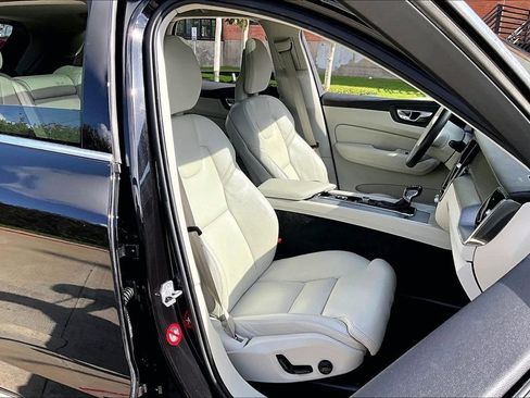 Used 2018 Volvo XC60 T6 Inscription w/ Convenience Package AWD/4WD image 7