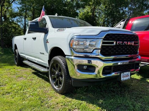 Used 2024 RAM 3500 Big Horn AWD/4WD image 2