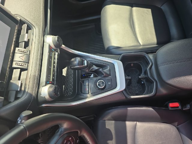 Used 2023 Toyota RAV4 XLE Premium AWD/4WD image 25