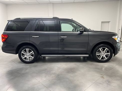 Used 2023 Ford Expedition Limited AWD/4WD image 10
