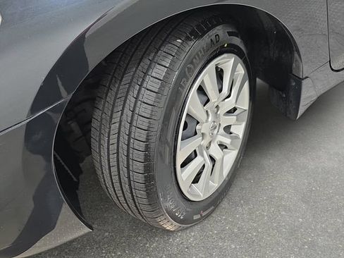 Used 2015 Nissan Altima 2.5 S w/ Power Driver Seat Package FWD image 29