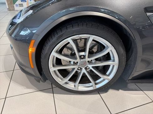 Used 2017 Chevrolet Corvette Grand Sport w/ Battery Protection Package RWD image 9