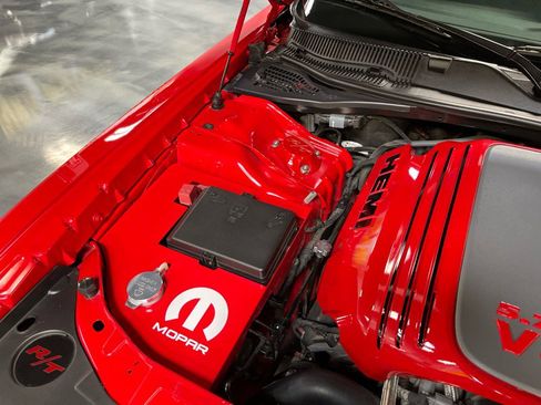 Used 2015 Dodge Challenger R/T w/ Quick Order Package 28B R/T image 47