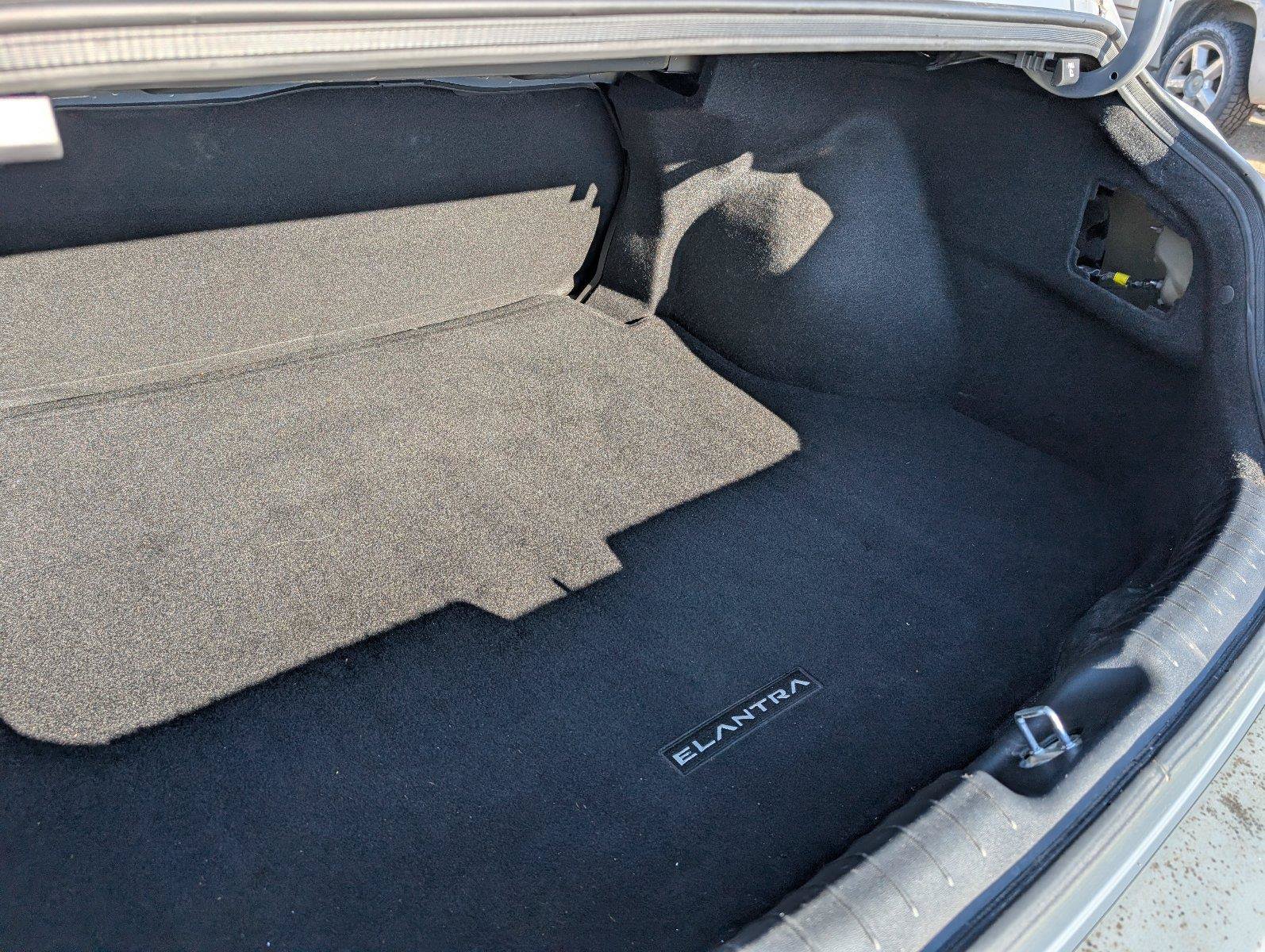 Used 2023 Hyundai Elantra SEL FWD image 36