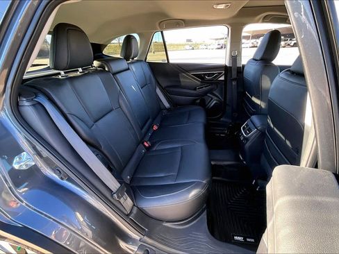 Used 2025 Subaru Outback Touring XT image 19