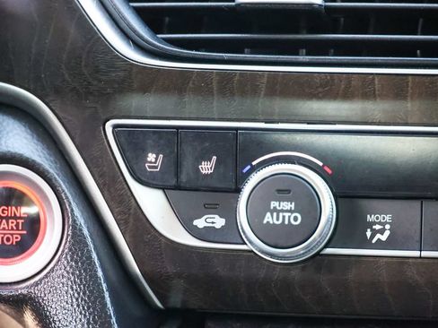 Used 2019 Honda Accord Touring image 13