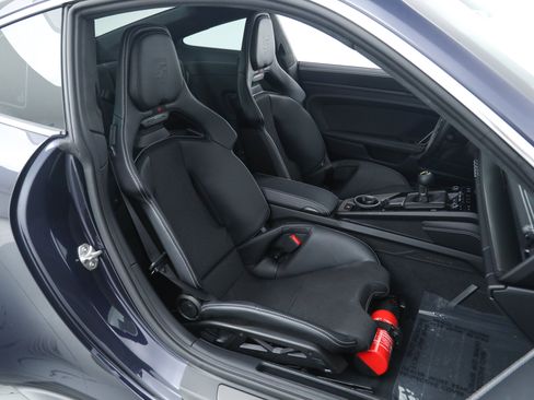 Used 2026 Porsche 911 GT3 RWD image 17