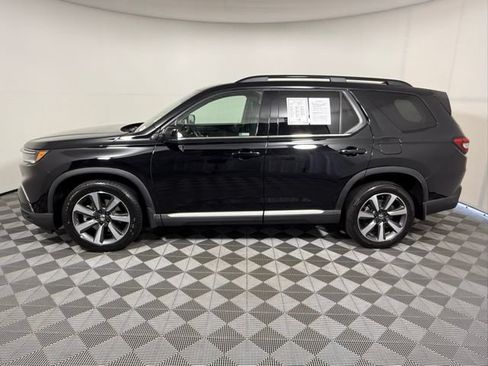 Used 2024 Honda Pilot Elite image 3