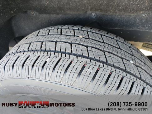 Used 2022 GMC Sierra 1500 Elevation w/ Driver Alert Package I image 9