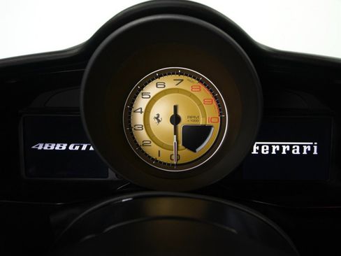 Used 2018 Ferrari 488 GTB image 26