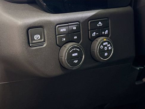 New 2026 Chevrolet Silverado 1500 LT Trail Boss w/ Convenience Package II AWD/4WD image 11