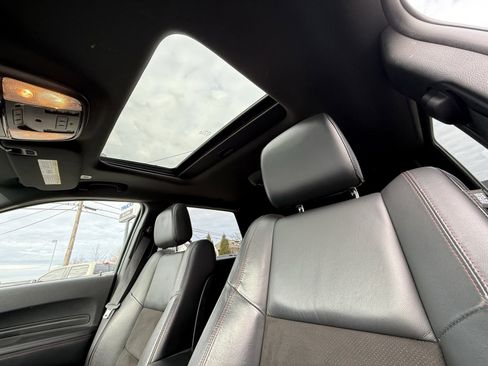 Used 2022 Dodge Durango R/T w/ Blacktop Package image 4