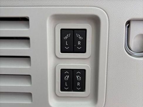 New 2026 Buick Enclave Avenir w/ Super Cruise Package image 12