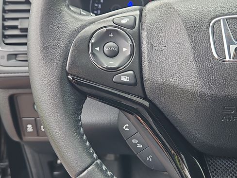 Used 2018 Honda HR-V EX-L image 14