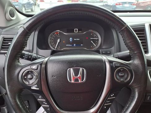 Used 2019 Honda Ridgeline RTL-T image 11