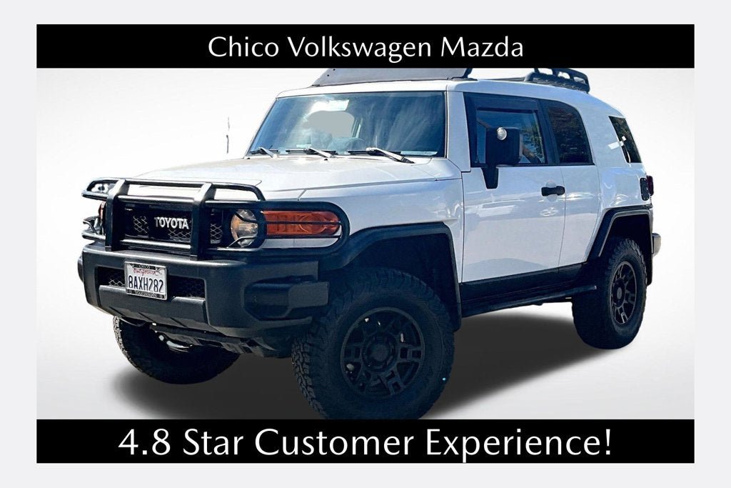 Used 2011 Toyota FJ Cruiser 4WD w/ Convenience Pkg image 1
