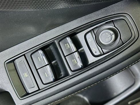 Used 2019 Subaru Forester Limited w/ Popular Package #3 image 20