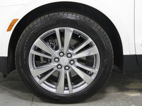 Used 2024 Cadillac XT5 Premium Luxury FWD image 18