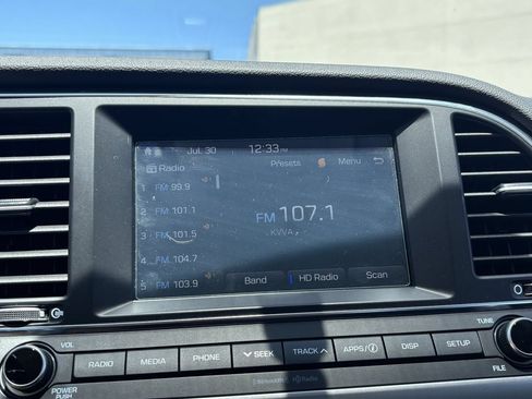Used 2018 Hyundai Elantra SEL FWD image 20