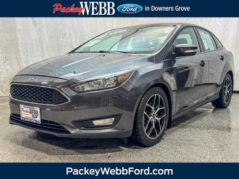 Used 2018 Ford Focus SEL FWD image 1
