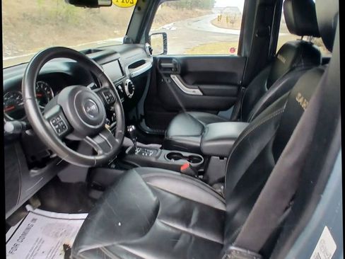 Used 2014 Jeep Wrangler Unlimited Sahara w/ Connectivity Group image 8