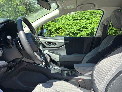 Certified 2025 Subaru Outback Premium AWD/4WD image 12