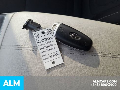 Certified 2024 Hyundai Tucson SEL image 38