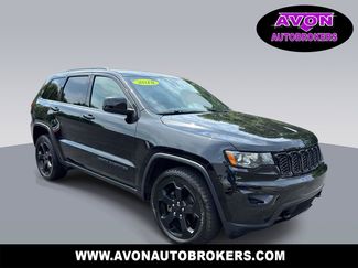 Used 2018 Jeep Grand Cherokee Laredo AWD/4WD video 1